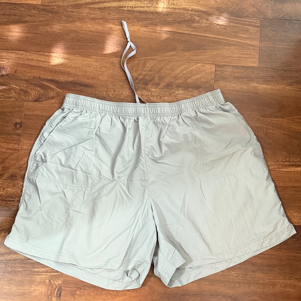 Women's Light Gray sandy river Cargo Shorts